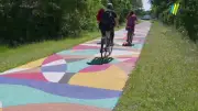 Fresques géantes sur la Vélodyssée : l'art s'invite sur les pistes cyclables landaises