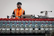 Gauche : le débat sur la production de richesses s'invite dans la campagne