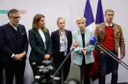 Gauche : l'union en débat malgré la candidature Mélenchon
