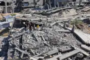 Gaza : six morts dans des frappes israéliennes, le fils du négociateur du Hamas blessé