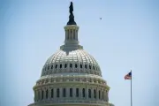 Gel des salaires des sénateurs américains en cas de shutdown