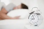 Grasse matinée : superpouvoir ou inégalité face au sommeil ?