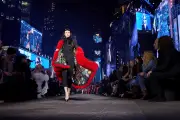 Gucci s'empare de Times Square pour sa Croisière 2027