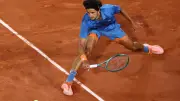 Herbert s'emporte contre l'arbitre après une décision litigieuse à Roland-Garros