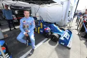Hommage à Patrick Depailler : 50 ans après, son fils pilote la Tyrrell P34