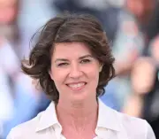 Irène Jacob livre ses confidences célestes au Théâtre du Rond-Point