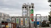Isère : explosion d'un camion de matières dangereuses à l'usine Teisseire, deux blessés