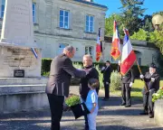 Jean-Luc Lestage décoré de la croix du combattant à Castelnau-de-Médoc