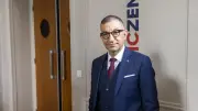 Jean Messiha restitue 42 000 euros de cagnotte aux veuves des agents tués