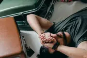 Jet-lag : stratégies pour synchroniser votre horloge biologique