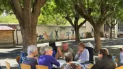 Jeux intergénérationnels : souvenirs et partage au Bousquet-d'Orb