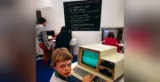 L'école de l'an 2000 vue en 1983 : ordinateurs et crayons optiques
