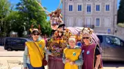 Le Cerf de Servian brille au Charivari totémique de Saint-Ambroix