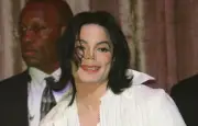 Le réalisateur de Leaving Neverland fustige le biopic Michael Jackson