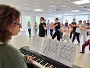 Les collégiens d'Anglet présentent « Hairspray » au théâtre Quintaou