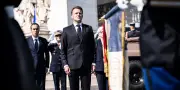 Macron assure terminer son mandat mais entretient le flou sur 2027