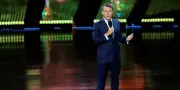 Macron : les binationaux sont 100% français et 100% de leur pays d'origine
