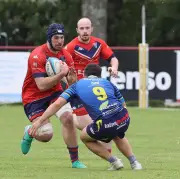 Matthieu Thomas, capitaine de l'US Tyrosse, guide son équipe en quart de finale