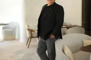 Mauro Colagreco célèbre le printemps à la Villa Miraé avec une carte végétale et marine