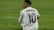 Mbappé absent du Clasico : polémique et tensions à un mois du Mondial