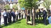 Mende : hommage aux victimes de l'esclavage sous l'arbre de la Liberté