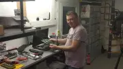 Michel Mazet installe son atelier informatique à Montlaur