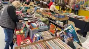 À Millau, la Bourse des collectionneurs célèbre la passion des objets rares