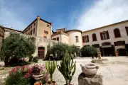 Mille trésors du château de La Verdière vendus aux enchères