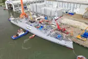 Mise à l'eau de la frégate Amiral Louzeau par Naval Group à Lorient
