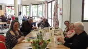 Muguet offert aux résidents de l'Ehpad Les Magnans à Saint-Martin-de-Valgalgues
