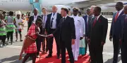 À Nairobi, Macron clôt une décennie de tensions France-Afrique