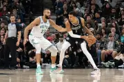 NBA : Wembanyama et Gobert en duel pour les demi-finales de l'Ouest