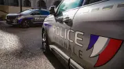 Nîmes : un homme interpellé après avoir fracturé plusieurs voitures place d'Assas