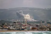 Nouvelles frappes israéliennes au Liban malgré la prolongation de la trêve