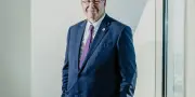 Patrick Pouyanné, PDG très politique de TotalEnergies, prospère dans la crise pétrolière