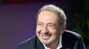 Patrick Timsit réunit des artistes pour Seuls en scène à Uzès