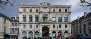 Pau : la mairie s'illumine en bleu pour la fibromyalgie