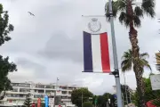 Pourquoi les drapeaux français se multiplient à Cagnes-sur-Mer
