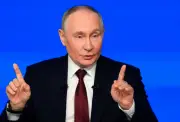 Poutine et son clan : le système de corruption dévoilé par une enquête