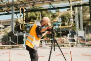 Près de Marseille, traque des fuites de méthane, gaz climacide