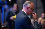 Présidentielle 2027 : Édouard Philippe talonné par Mélenchon dans les sondages