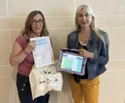 Prêt gratuit de matériel CAA pour l'autisme en Gironde