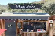 Smash burgers, pizza au feu de bois, tacos : une guinguette dans un container près de Nice