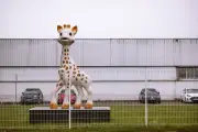 Sophie la girafe fabriquée en Chine : enquête pour pratique commerciale trompeuse