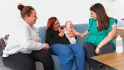 SuperMamans de Seine-et-Marne : des bénévoles pour choyer les jeunes mamans