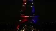 Tour Eiffel en rouge et bleu : Paris soutient le PSG avant la finale de LdC