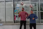 Tournoi des légendes : du football en salle pour rassembler les générations à Mourenx