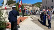 Trois porte-drapeaux nageois à la commémoration du 8 mai 1945