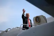 Trump contourne le Congrès, rejette le plan de paix iranien