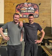 Two Bros : une pizzeria artisanale au feu de bois ouvre à Moliets